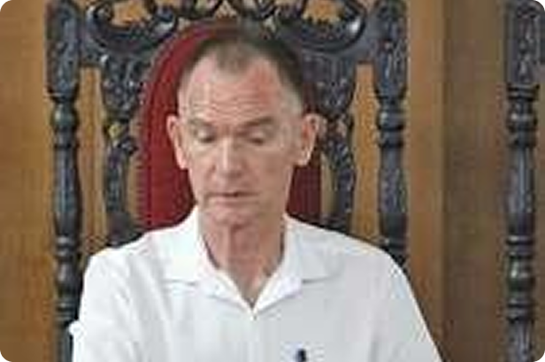 Dr. Hartmut Aden