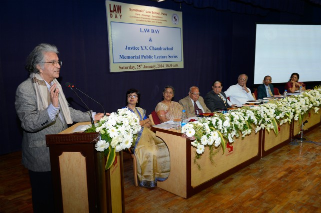 Prof. Aradhana Nair on the dias